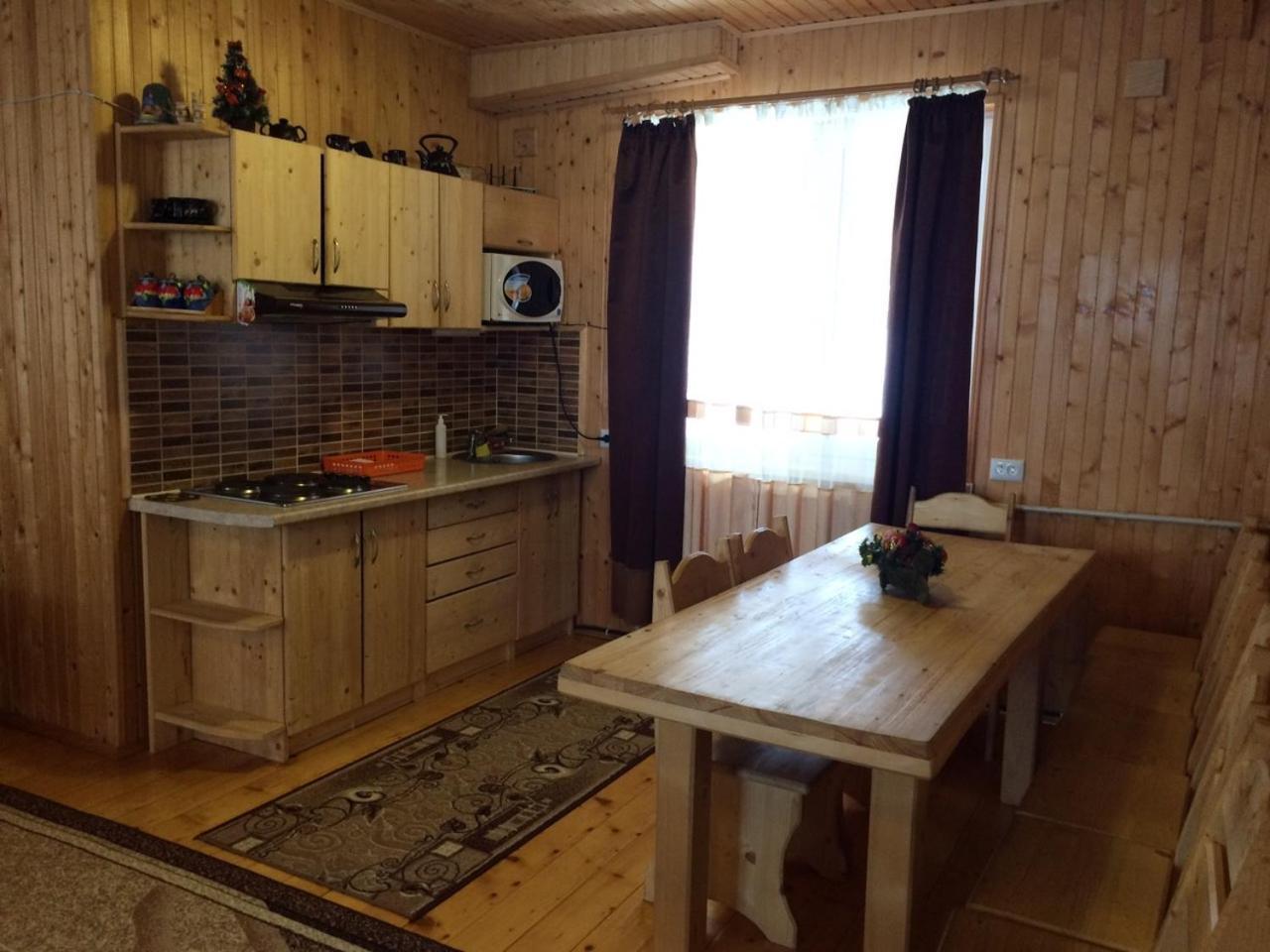 Hotel Котедж ,,Тік" Tatariv Esterno foto