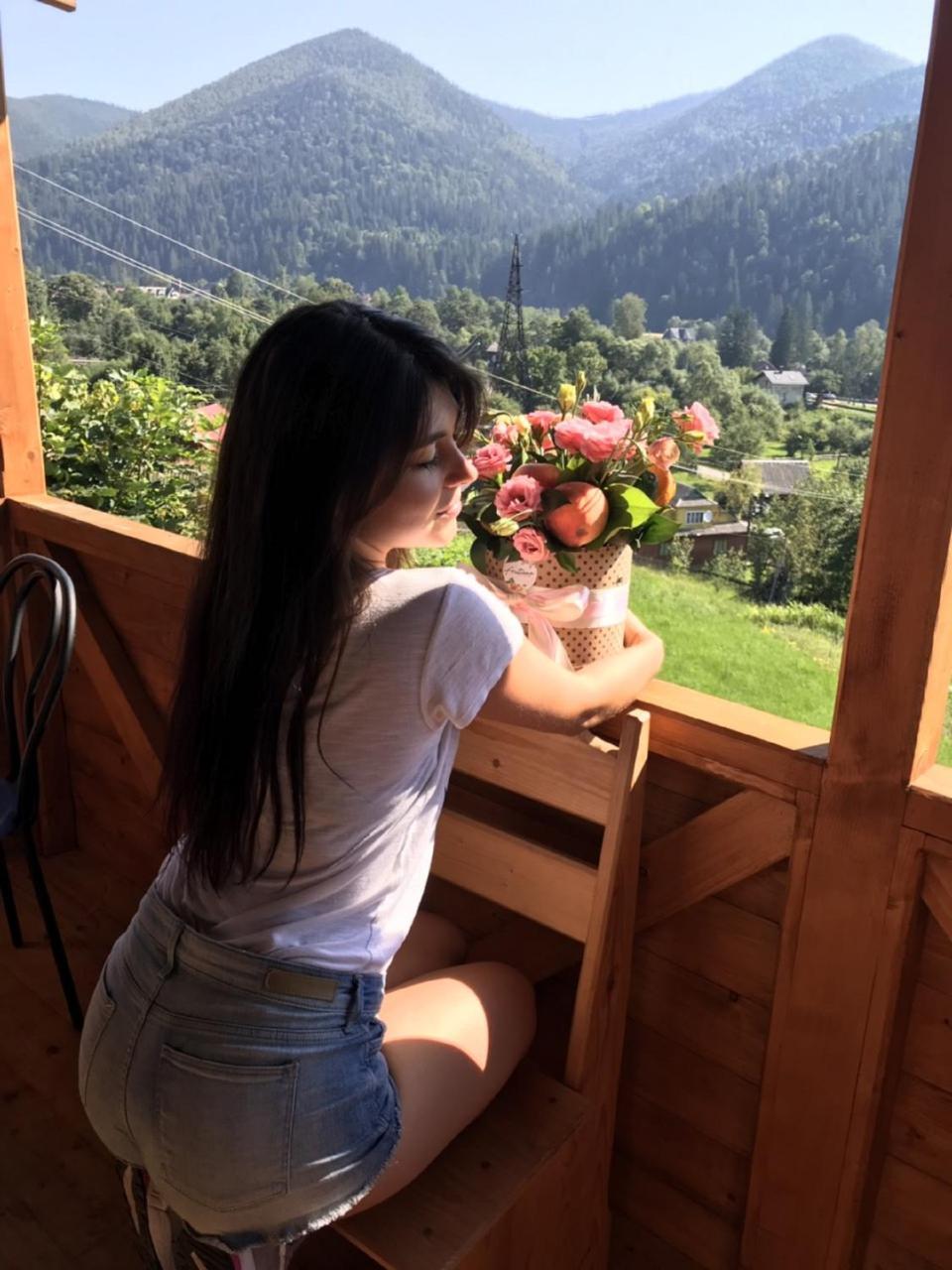 Hotel Котедж ,,Тік" Tatariv Esterno foto