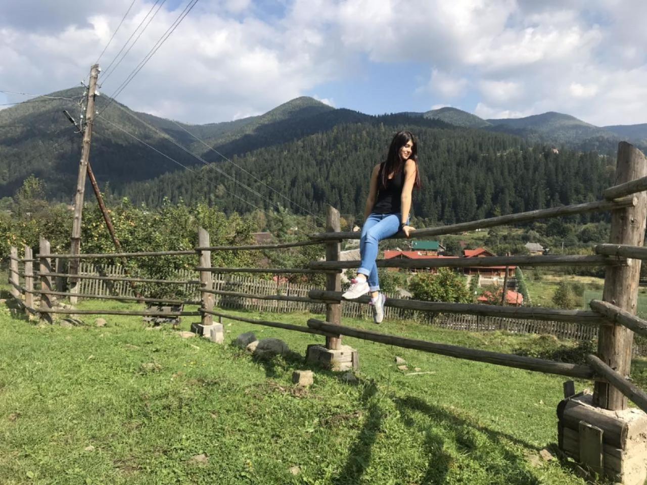 Hotel Котедж ,,Тік" Tatariv Esterno foto