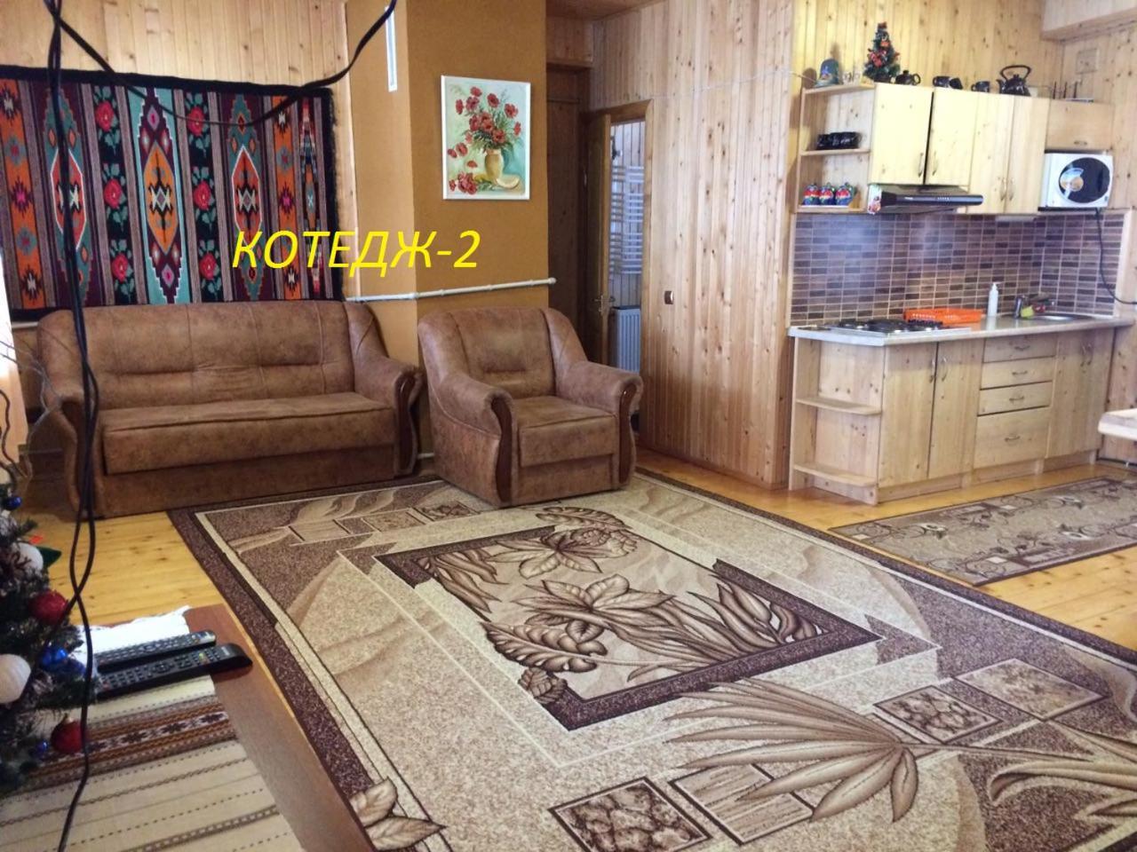 Hotel Котедж ,,Тік" Tatariv Esterno foto