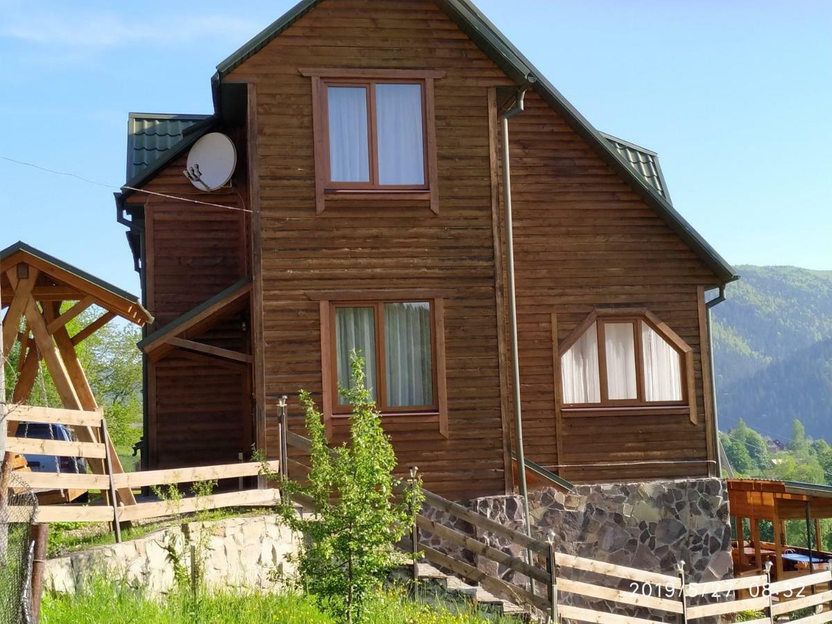 Hotel Котедж ,,Тік" Tatariv Esterno foto